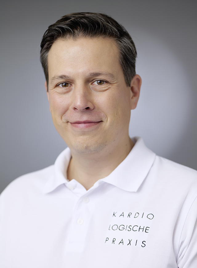 Dr. med. HANS BENSCH