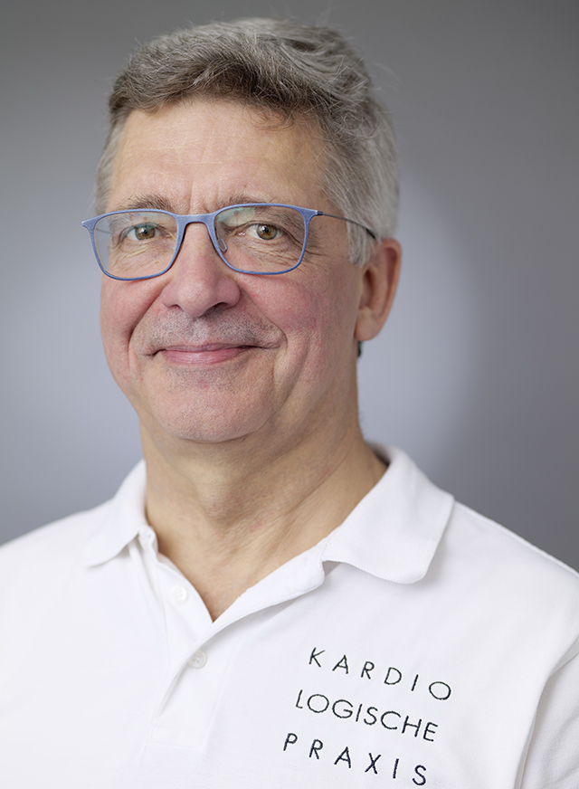Dr. med. ARNOLD SCHMIDT